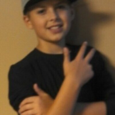 Profile Picture of Zach Burchfield (@zachdapride) on Twitter