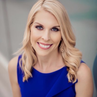 Profile Picture of Laura Simon (@louis_uc) on Twitter