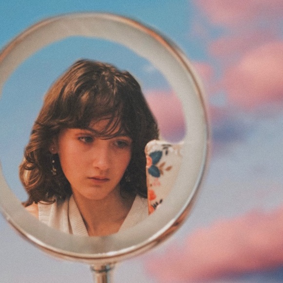 Shannon Royer - Poshmark Profile Picture of Shannon Royer (@shannon_royer) on Poshmark