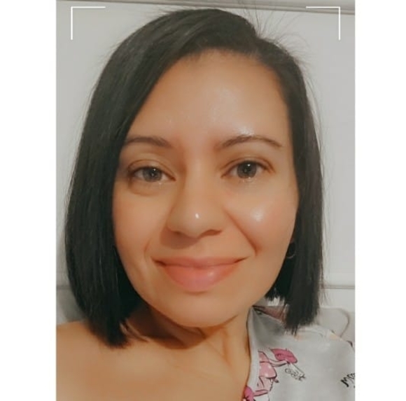 Profile Picture of Jessenia Miranda (@jesseniamiranda) on Poshmark