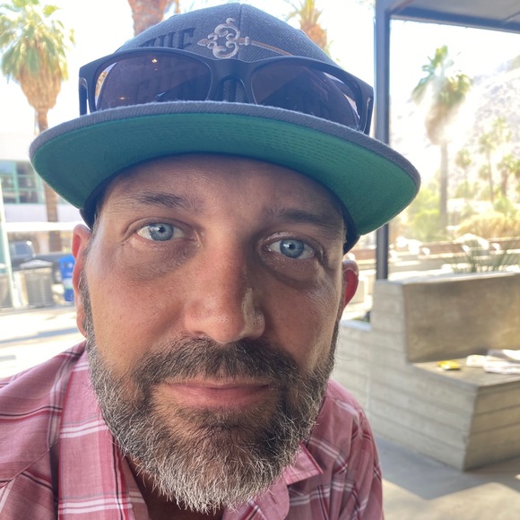 Toby Williams - Poshmark Profile Picture of Toby Williams (@toebee34) on Poshmark