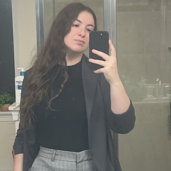 Jaclyn Amato - Poshmark Profile Picture of Jaclyn Amato (@jramato06) on Poshmark