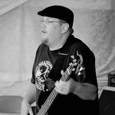 Profile Picture of Matt Asbury (@mandpasbury) on Twitter