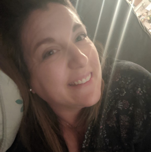 Profile Picture of Kate Wotton (@katielou713) on Poshmark