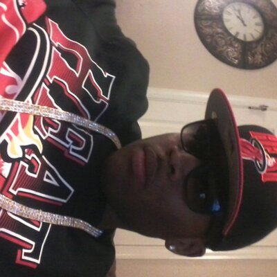 Profile Picture of Devin A (@devinaskew20) on Twitter