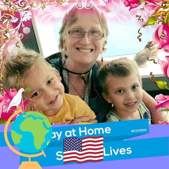 Profile Picture of Lori Worcester (@craiglori13) on Poshmark