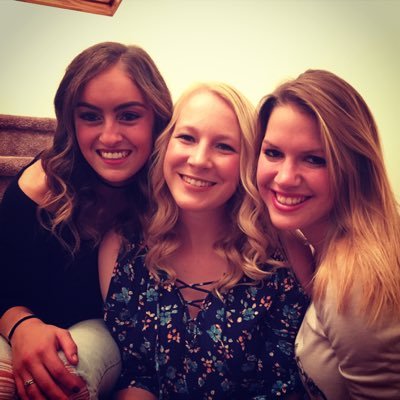 Profile Picture of Molly Carson (@molcarson14) on Twitter