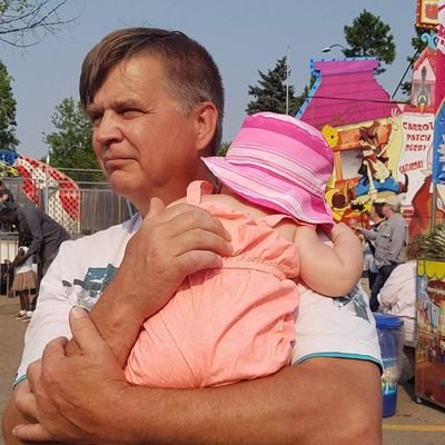 Profile Picture of Larry West (@LarryWe53486866) on Twitter