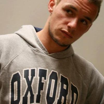 Profile Picture of Jonathan Cloutier (@n_nonomel224) on Twitter