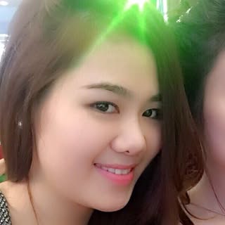 Profile Picture of Thư Huỳnh (@_thuhuynh) on Instagram