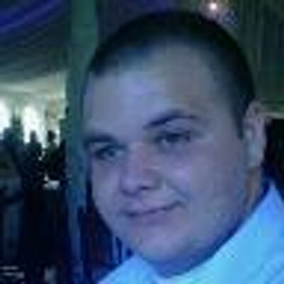 Profile Picture of Jeffrey Obert (@jeffpizzel) on Twitter