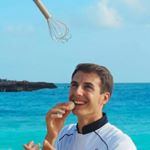 Profile Picture of Alex Ruffinoni (@alexruffinoni) on Instagram