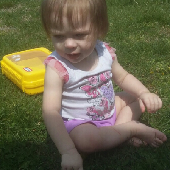 Profile Picture of Krista Vincent (@krisjayco) on Poshmark