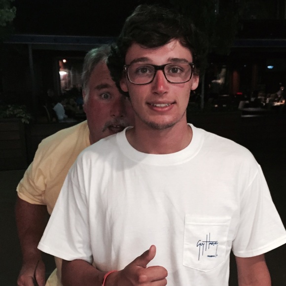 Profile Picture of Daniel Schissler (@dan_schiss) on Poshmark