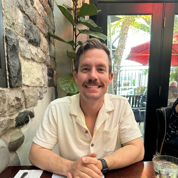 Profile Picture of Colin Hammer (@colinhammer) on Poshmark