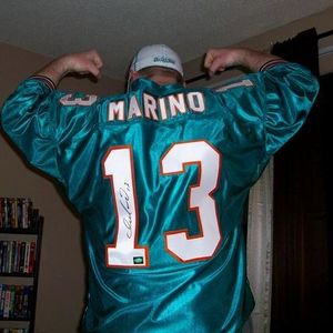 Profile Picture of Dan Rinehart (@danielthegreat2411) on Myspace