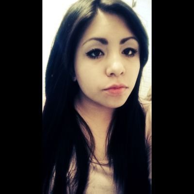 Profile Picture of Itzel Alvarado (@itzelalvarado19) on Twitter