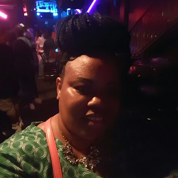 Profile Picture of Aaliyah Wiggins (@awiggy14) on Poshmark