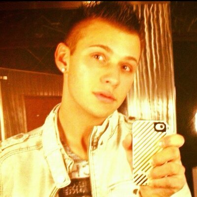 Profile Picture of Lance Keller (@dorian_lance) on Twitter
