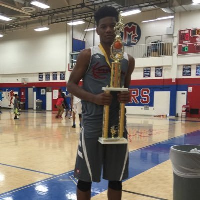 Profile Picture of Louis Frazier (@louisfrazier52) on Twitter
