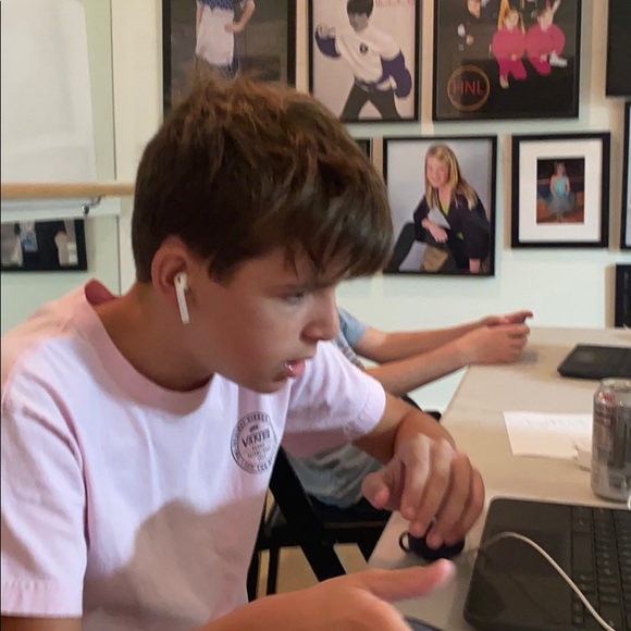 Profile Picture of Luke Gullekson (@lukegullekson2) on Poshmark