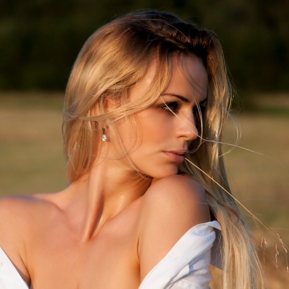 Profile Picture of Jacqualine Applewhaite (@jacqualineade7n) on Poshmark