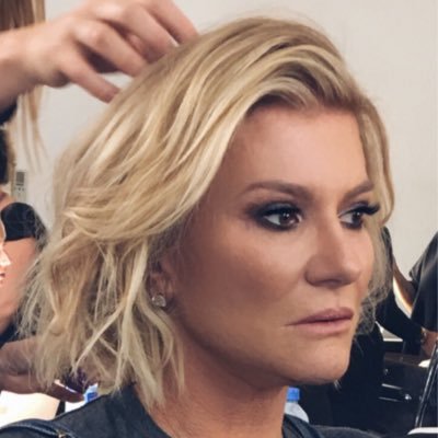 Profile Picture of Victoria Rees (@iamvictoriarees) on Twitter