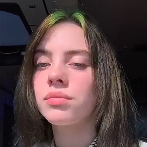 Profile Picture of Kimber Glowka (@kimberrrrrrrrrr) on Poshmark