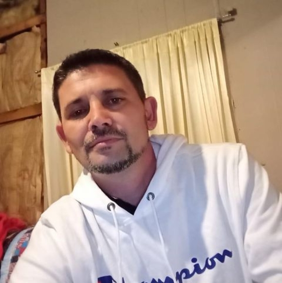 Profile Picture of Rick Fowler (@rickatva) on Poshmark