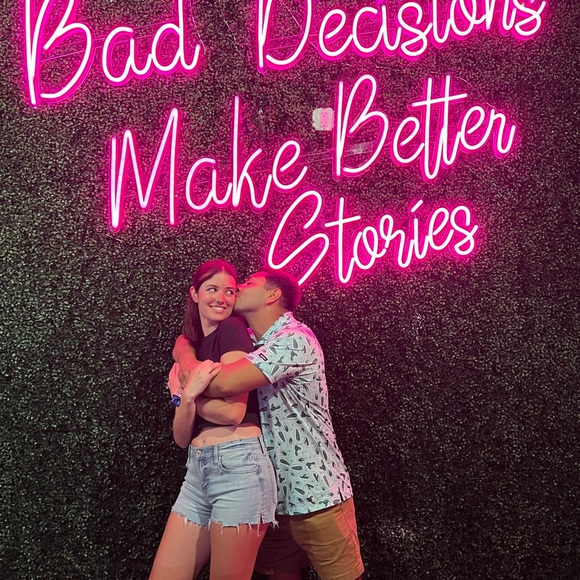 Profile Picture of Tina Lomando (@tlomando) on Poshmark