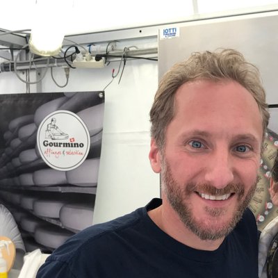 Profile Picture of Joe Salonia (@stingchef) on Twitter
