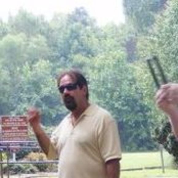 Profile Picture of Joey Austin (@joeyaustin) on Poshmark