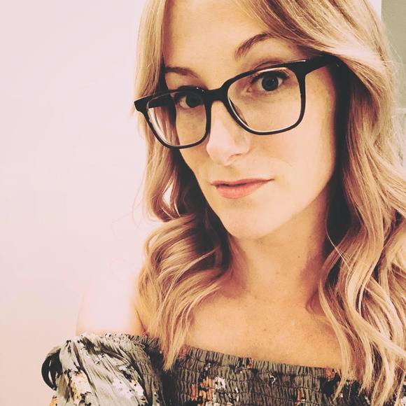 Profile Picture of Jaimee Walsh (@pixiechick11) on Poshmark