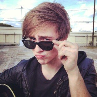 Profile Picture of Oscar Simpson (@OscarSimpsonFox) on Twitter