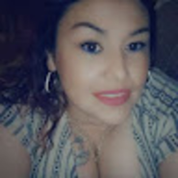 Profile Picture of Sylvina Martinez (@sylvinamtz88) on Poshmark