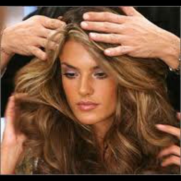 Profile Picture of Ami Sariego (@asariego) on Poshmark