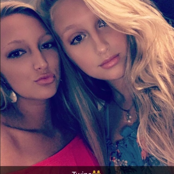 Profile Picture of Miranda Krolikowski (@mkrolikowski) on Poshmark