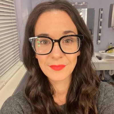 Profile Picture of Melissa Evans (@madeupbymel) on Twitter