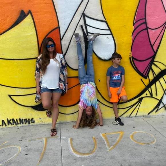 Profile Picture of Crystal Penn (@sweetrae00) on Poshmark