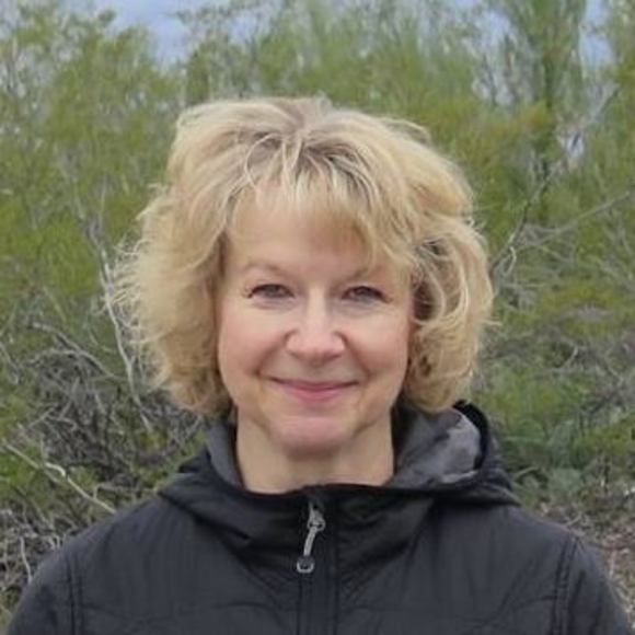 Profile Picture of Tammy Galyon (@tammygalyon) on Poshmark