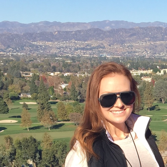 Profile Picture of Jenna Triplett (@jbtrip) on Poshmark