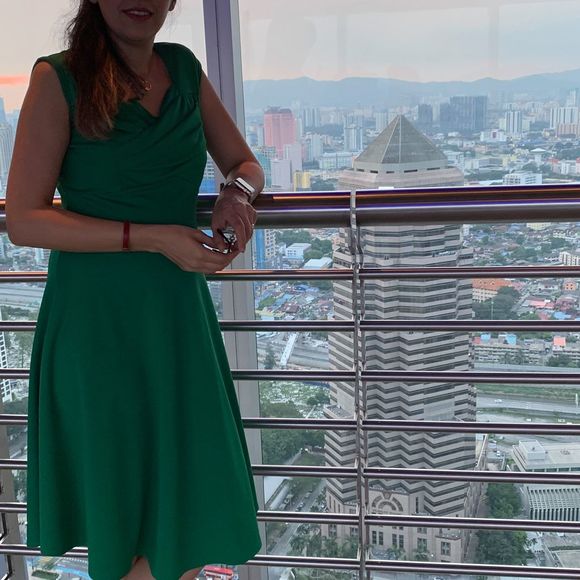 Profile Picture of Atefeh Hassanirad (@atefehh) on Poshmark