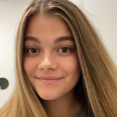 Profile Picture of avery smith (@Averylynnsmith) on Twitter