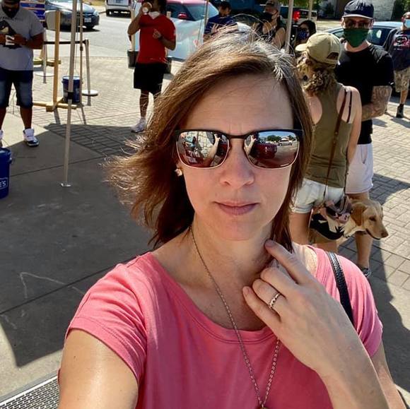 Diane Bilke - Poshmark Profile Picture of Diane Bilke (@dbgotfns) on Poshmark