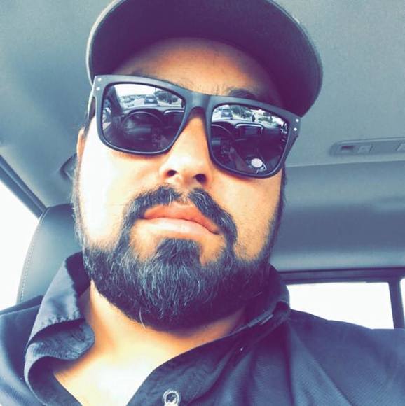 Profile Picture of Felix Gutierrez (@felixgutierrez) on Poshmark