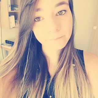 Profile Picture of Mélanie Christos (@melanie.christos) on Facebook