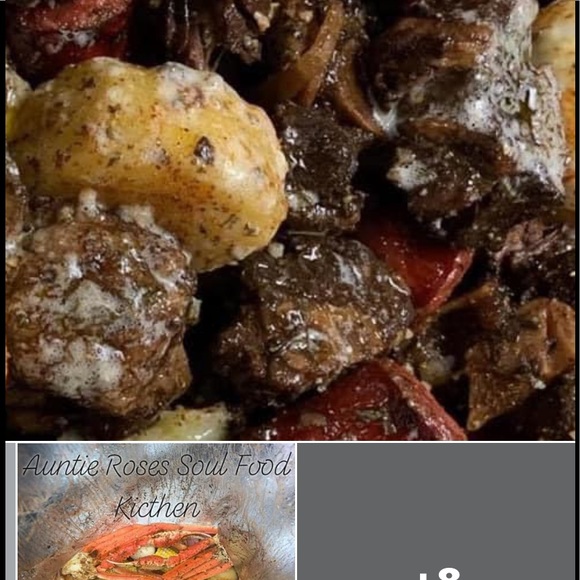 Profile Picture of Pretty Braatz (@prettybraatz) on Poshmark