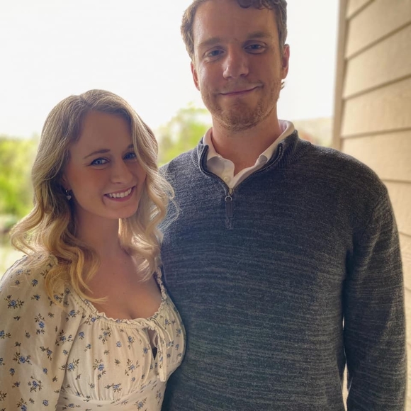 Profile Picture of Andrew Deveydt (@ajdeve) on Poshmark