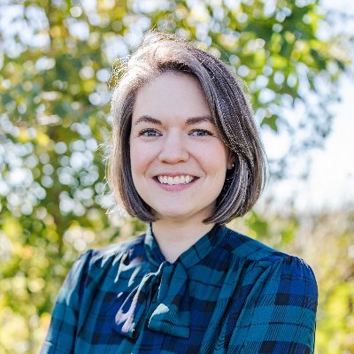 Profile Picture of Meredith Lopez (@meredithelopez) on Twitter