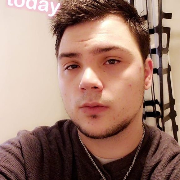 Profile Picture of David Ridley (@davidridley) on Poshmark